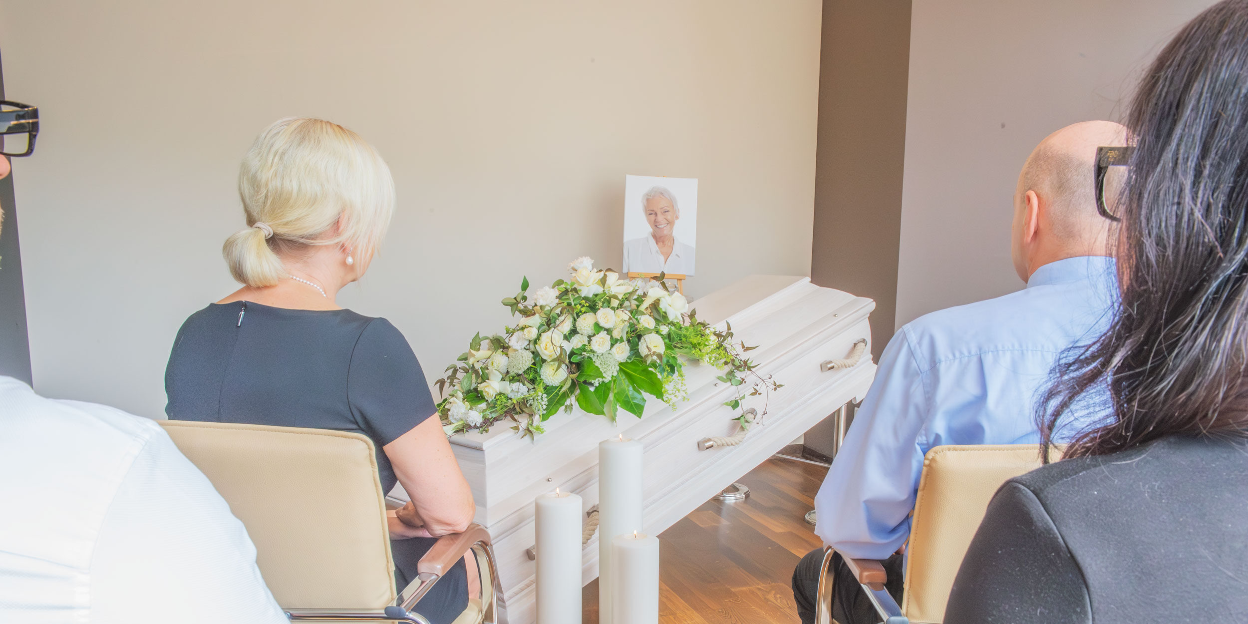 Erdbestattung in Kronberg - Pietät Müller, Ihr Begleiter bei der Trauerfeier